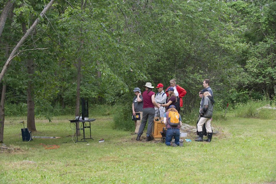 geo students field trip