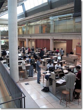 Level 2 plaza